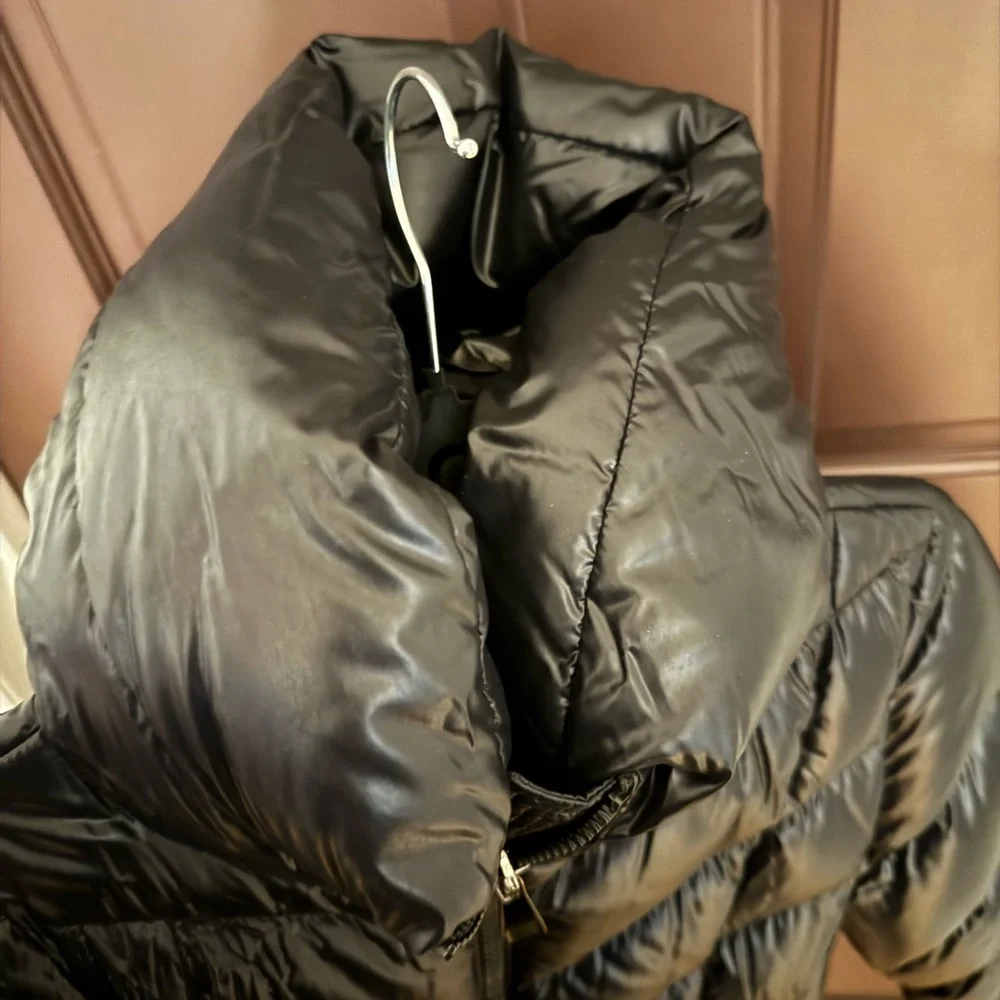 Black Jacket - Picture 6 of 14